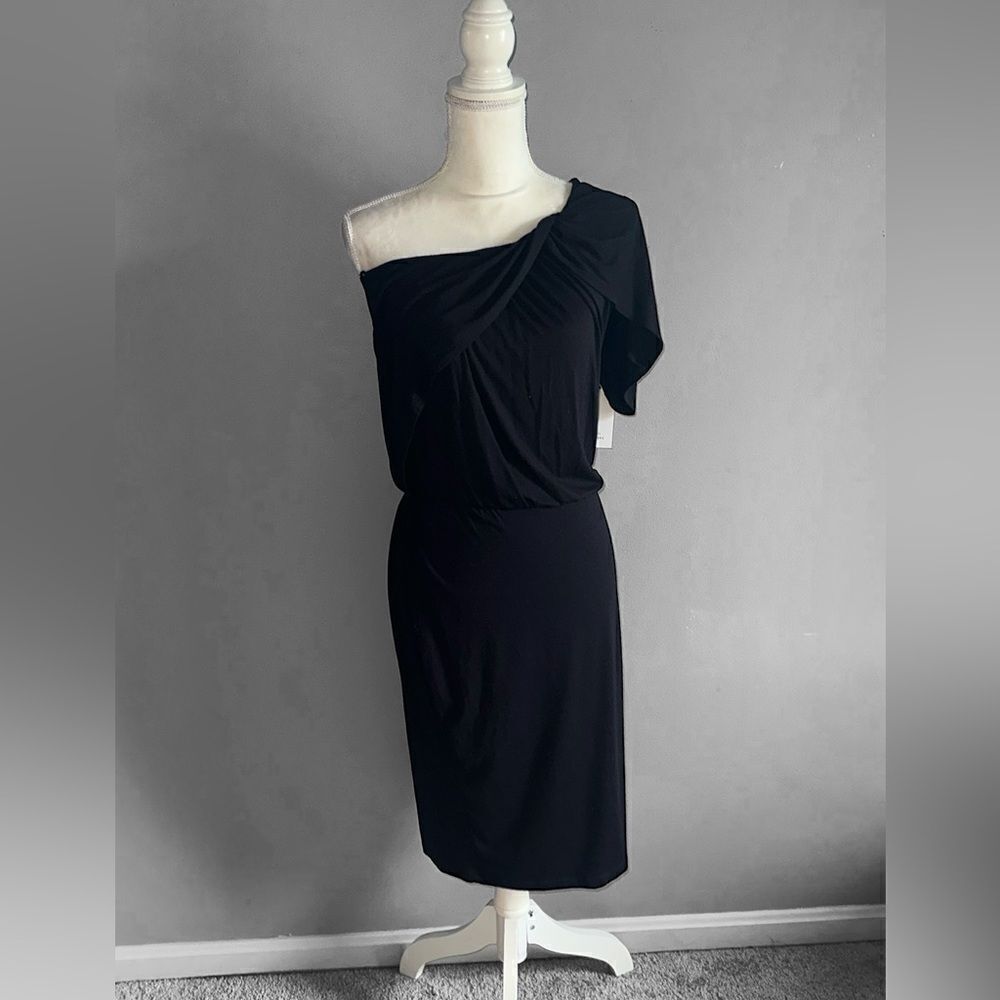 đ„Robertâ
RodriguezâDress! - Picture 12 of 12